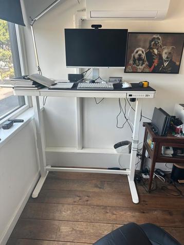 Zit-sta-bureau, wit, 120x60 cm, elektrisch beschikbaar voor biedingen