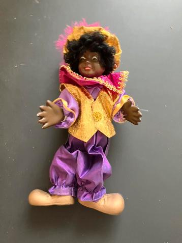 Te koop Zwarte Piet popje beschikbaar voor biedingen
