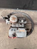 2169. Hoge drukpomp / aftakas, Ophalen, Gebruikt