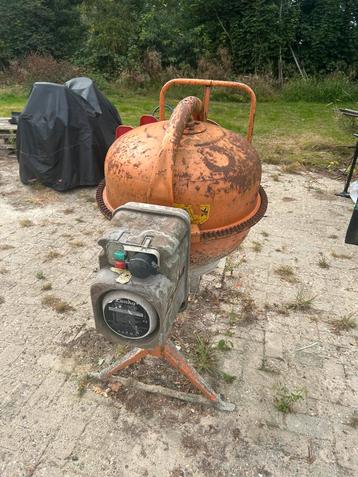 Betonmolen te huur beschikbaar voor biedingen