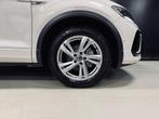Volkswagen T-Roc 1.5 TSI 2X R-Line 150PK, Virtual Cockpit, A, 1258 kg, Zwart, 150 pk, Alcantara