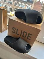 Yeezy slide, Kleding | Heren, Schoenen, Slippers, Zwart, Ophalen of Verzenden, Zo goed als nieuw