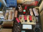 Philips miniwatt EM4 radiobuizen afstemogen, Ophalen of Verzenden, Zo goed als nieuw, Zwart, Handen en Nagels
