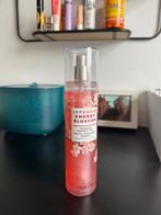 Bath & Body Works Japanese Cherry Blossom body mist, Toebehoren, Ophalen of Verzenden, Zo goed als nieuw