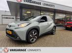 Toyota Aygo X 1.0 VVT-i S-CVT Premium AUTOMAAT, Rijklaarprij, Auto's, Stof, Gebruikt, 4 stoelen, 3 cilinders
