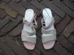 GRATIS VERZENDEN NIEUWE LEREN KLEURRIJKE SANDALETTEN 41, Schoenen met lage hakken, Overige kleuren, Verzenden, Nieuw