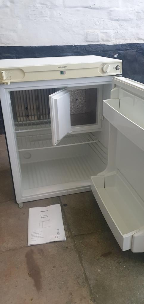 Combicool Rf62 12v/220v/gas Dometic, Caravans en Kamperen, Koelboxen, Ophalen