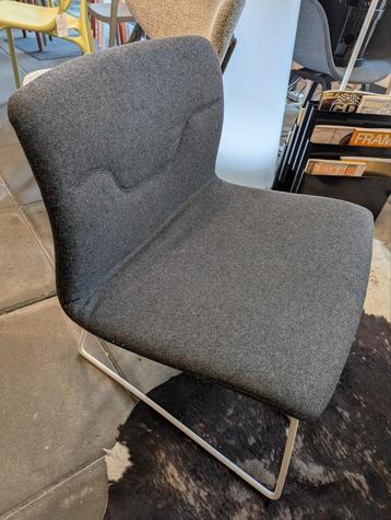 Fauteuil Gaber gestoffeerd 6 stuks beschikbaar voor biedingen
