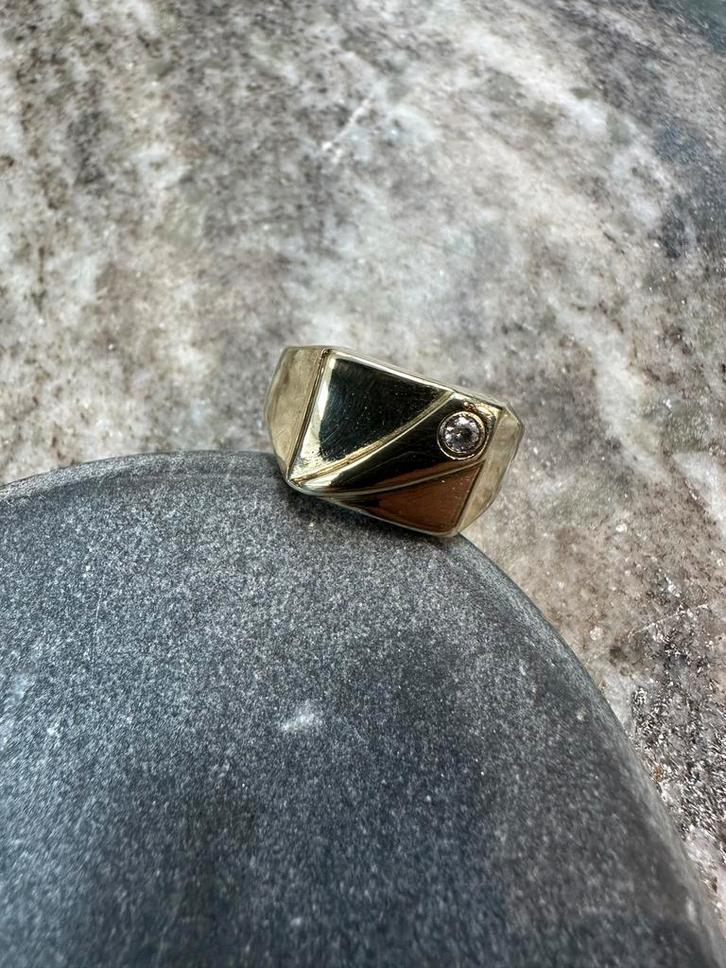 14k Gouden Zegelring, Sieraden, Tassen en Uiterlijk, Ringen, Zo goed als nieuw, Dame of Heer, 19 tot 20, Goud, Met edelsteen, Ophalen of Verzenden