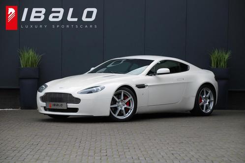 Aston Martin V8 Vantage | Handbak 6 | Pearl White | BTW-auto, Auto's, Aston Martin, Bedrijf, Te koop, V8 Vantage, Alarm, Boordcomputer