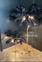 Veren vloerlampen of tafellampen in drie kleuren beschikbaar, Overige materialen, Richmond, Nieuw, Ophalen of Verzenden