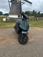 verse zip 70cc, Fietsen en Brommers, Scooters | Piaggio, Ophalen of Verzenden, Zo goed als nieuw, Zip