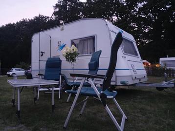 Heerlijke caravan, Knaus met lengte bed, cassette toilet  beschikbaar voor biedingen
