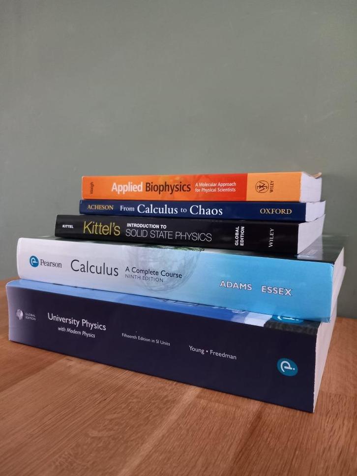 Natuurkundeboeken (Engels), Boeken, Wetenschap, Zo goed als nieuw, Natuurwetenschap, Ophalen of Verzenden