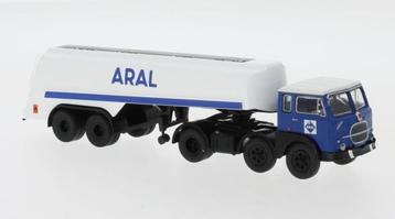 Brekina 58507 Fiat 690 T, RHD, Aral, Tank-SZ, 1960 beschikbaar voor biedingen