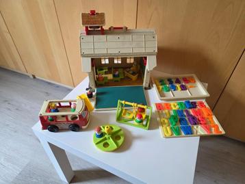 Fisher Price school, schoolbus beschikbaar voor biedingen