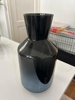 Zwarte vaas, Huis en Inrichting, Zwart, Ophalen of Verzenden, Minder dan 50 cm, Glas