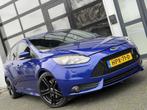Ford Focus 2.0 EcoBoost ST-3 250Pk+ / Recaro / LED / LUXE, Auto's, Ford, Euro 5, Gebruikt, Zwart, 4 cilinders