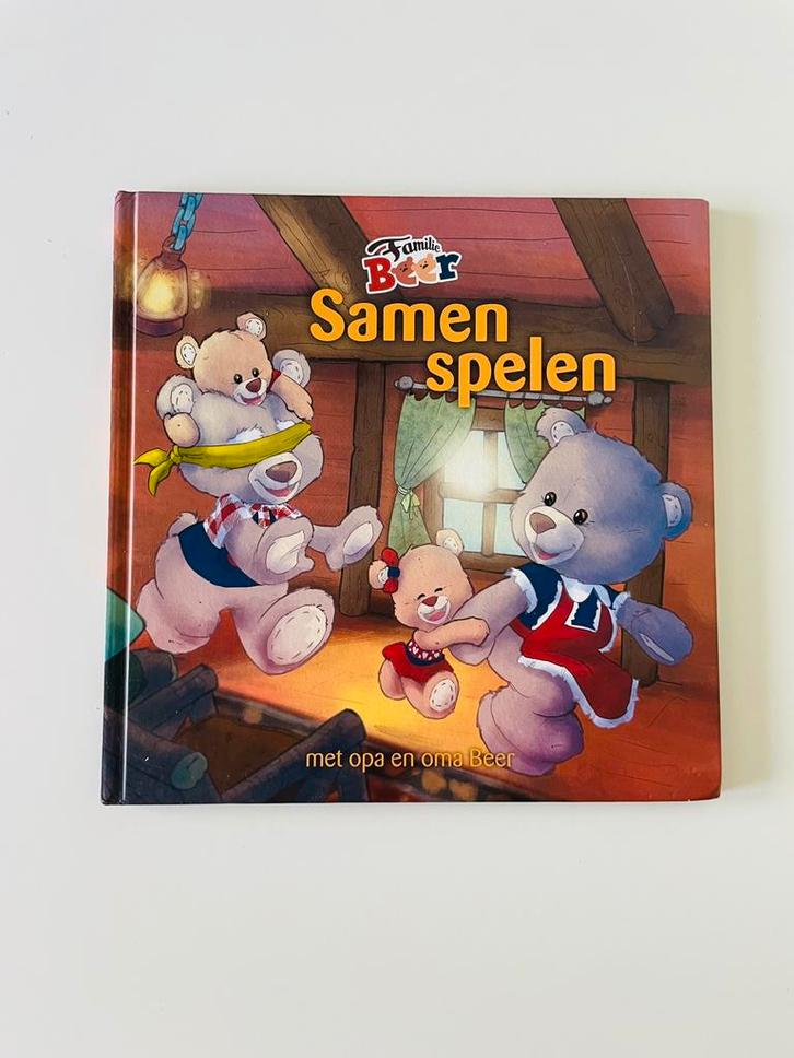 Familie Beer - Samen spelen met opa oma ISBN: 8719323682740, Boeken, Kinderboeken | Kleuters, Zo goed als nieuw, Fictie algemeen