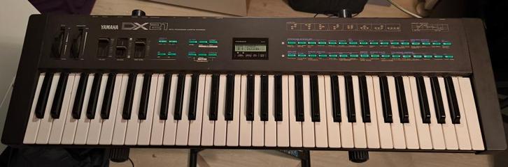 Yamaha DX-21 DX 21, Muziek en Instrumenten, Synthesizers, Gebruikt, 61 toetsen, Yamaha, Met midi-aansluiting, Ophalen