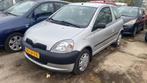 Toyota Yaris 1.0 16v alleen voor onderdelen, Ophalen of Verzenden