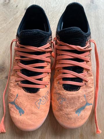 Voetbalschoenen - Maat 36 beschikbaar voor biedingen