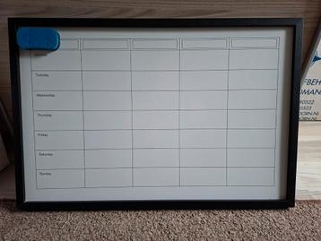 Whiteboard weekplanner met magneet beschikbaar voor biedingen