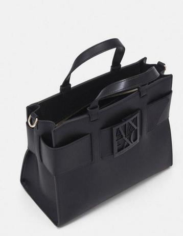 NEW Emporio Armani Bag beschikbaar voor biedingen