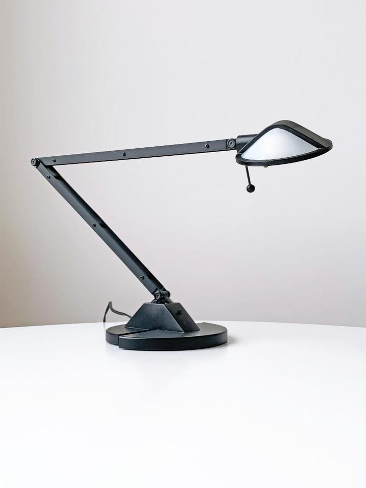 Vintage tafellamp Ikea Collectable Memphis design retro, Huis en Inrichting, Lampen | Tafellampen, Zo goed als nieuw, Minder dan 50 cm