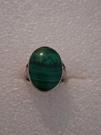 Zilveren ring met Malachiet steen, Sieraden, Tassen en Uiterlijk, Ringen, Verzenden, Nieuw, 17 tot 18, Dame