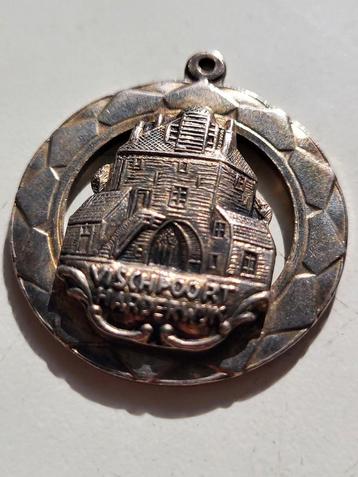Hanger Vischpoort Harderwijk zilver .90  beschikbaar voor biedingen
