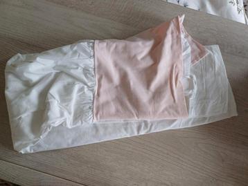 Nunki ledikantlaken roze beschikbaar voor biedingen