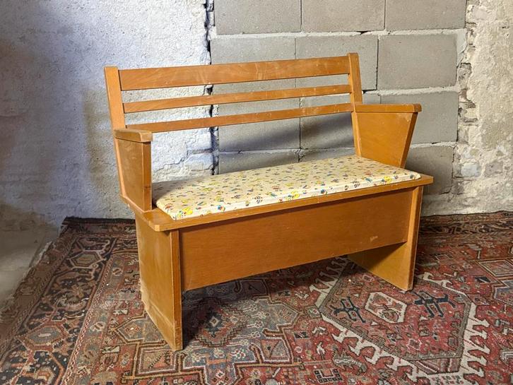 Vintage Kinderbankje / Klepbankje met Opbergruimte, Antiek en Kunst, Antiek | Meubels | Stoelen en Banken, Ophalen
