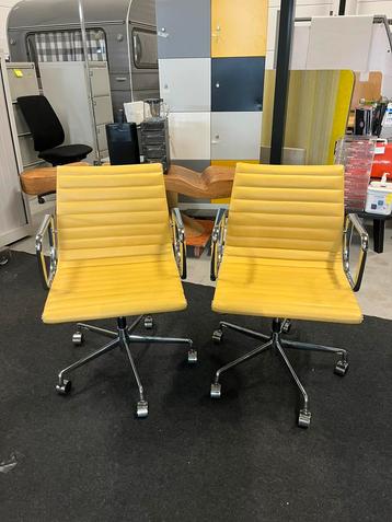 Replica Eames Office Chair EA117 bureaustoel beschikbaar voor biedingen