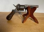 Kleine Antieke 7 mm Penvuur Revolver, Antiek en Kunst, Ophalen of Verzenden