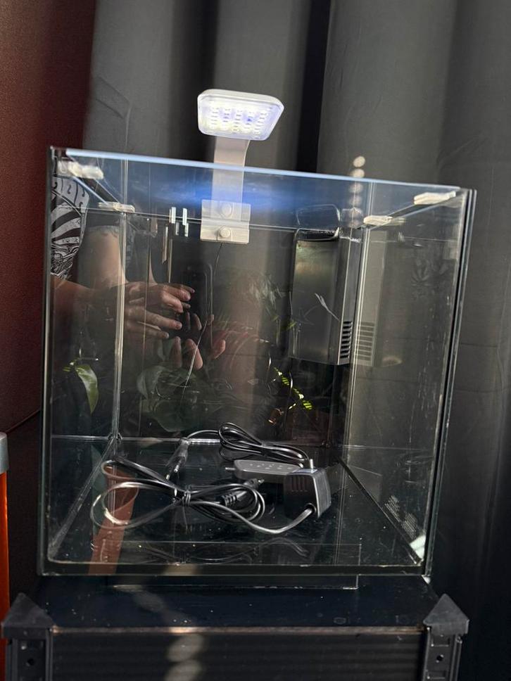 SuperFish Qubiq 30 aquarium, Dieren en Toebehoren, Vissen | Aquaria en Toebehoren, Gebruikt, Leeg aquarium, Ophalen