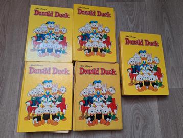 5 verzamelmappen met oude Donald Duck tijdschriften  beschikbaar voor biedingen