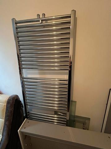 Badkamer radiator beschikbaar voor biedingen