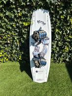 Wakeboard Hyperlite park 138, Watersport en Boten, Wakeboarden, Ophalen, Zo goed als nieuw, Board