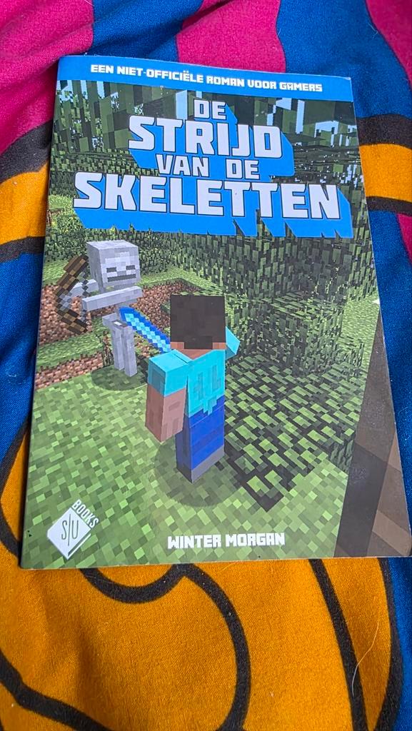 Winter Morgan - De strijd van de skeletten, Boeken, Kinderboeken | Jeugd | 10 tot 12 jaar, Zo goed als nieuw, Ophalen