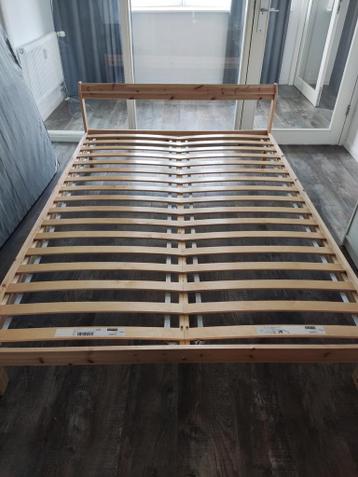 Bed 140x200 from IKEA - afbeelding 1