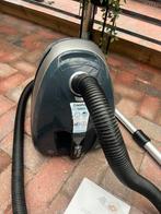 Te koop:Stofzuiger Nilfisk 650 watt, Ophalen, Gebruikt