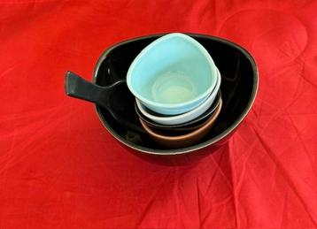 vintage pindasetje Societe Ceramique pastel kleuren beschikbaar voor biedingen