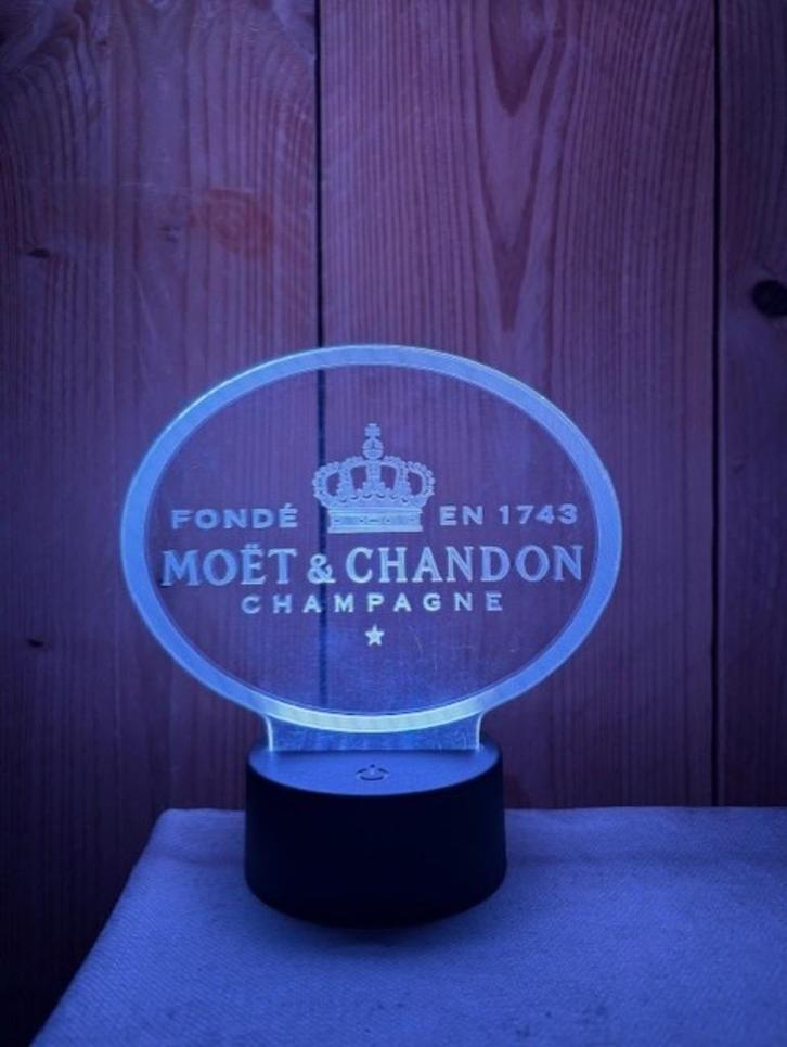 Moet Chandon lamp, Verzamelen, Merken en Reclamevoorwerpen, Gebruikt, Lichtbak of (neon) lamp, Ophalen of Verzenden
