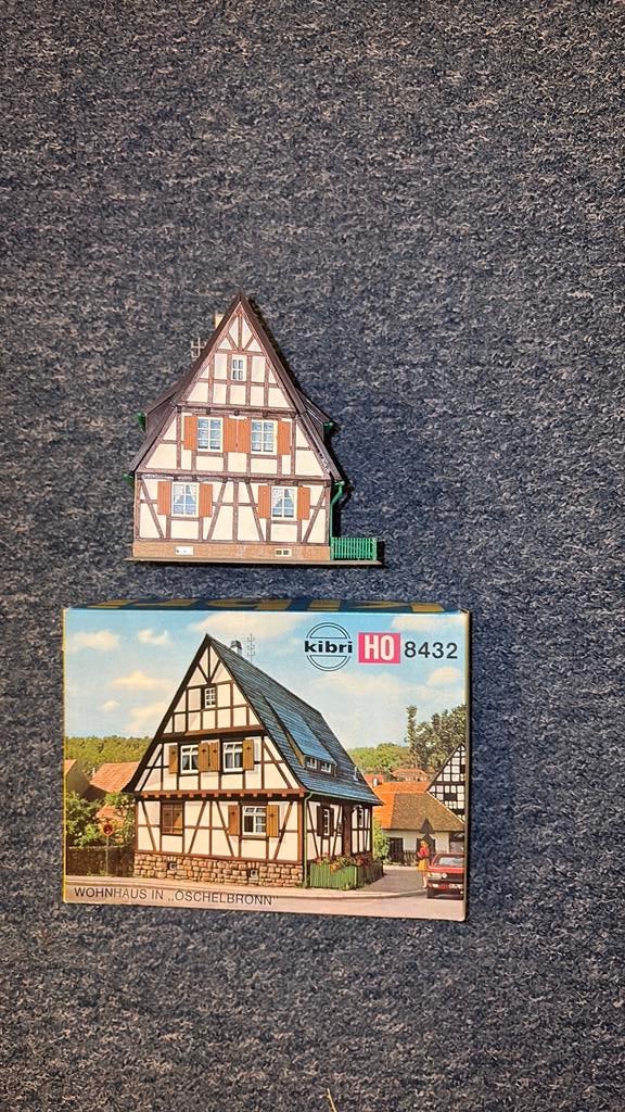 KIBRI B-8432 HO Oschelbronn Huis, Overige merken, Gelijkstroom of Wisselstroom, Brug, Tunnel of Gebouw, Ophalen of Verzenden