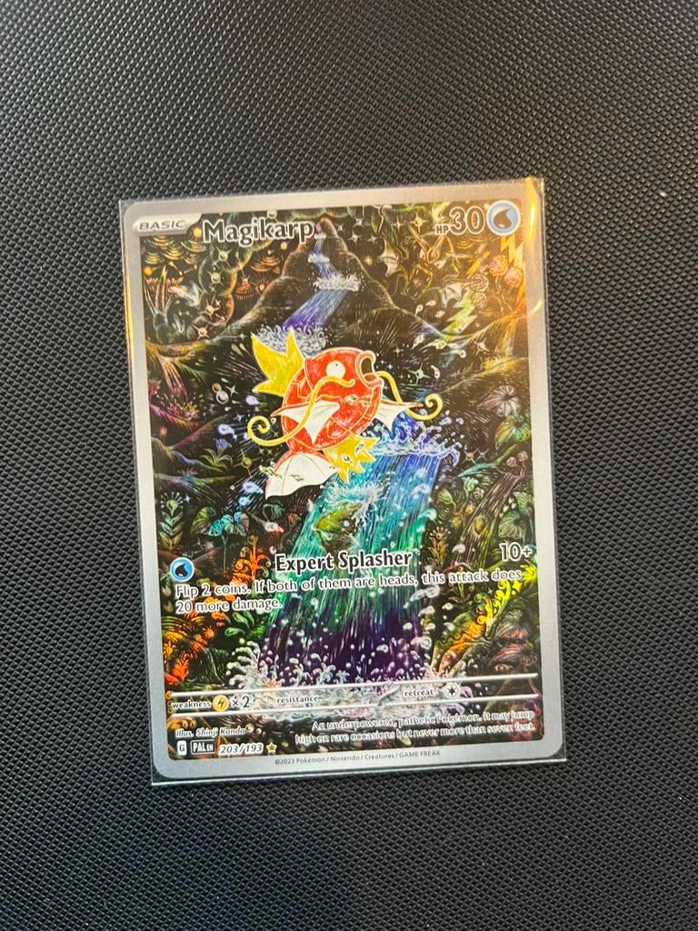 Magikarp #203, Hobby en Vrije tijd, Verzamelkaartspellen | Pokémon, Ophalen of Verzenden, Zo goed als nieuw