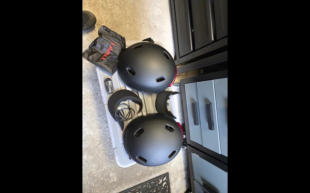 2x LIVALL Smart Fietshelm C21 met LED achterlicht, Ophalen, Overige maten, Zo goed als nieuw, LIVALL