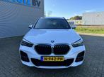 BMW X1 sDrive18d High Executive M Sport Trekhaa € 30.990,0, Auto's, BMW, Lichtsensor, 4 cilinders, 150 pk, Wit