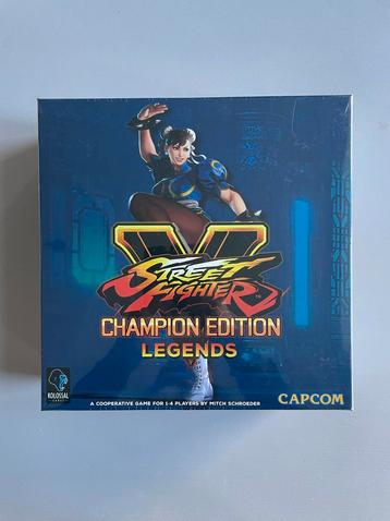Street Fighter V: Champion Edition Legends (Blue, in plastc) beschikbaar voor biedingen