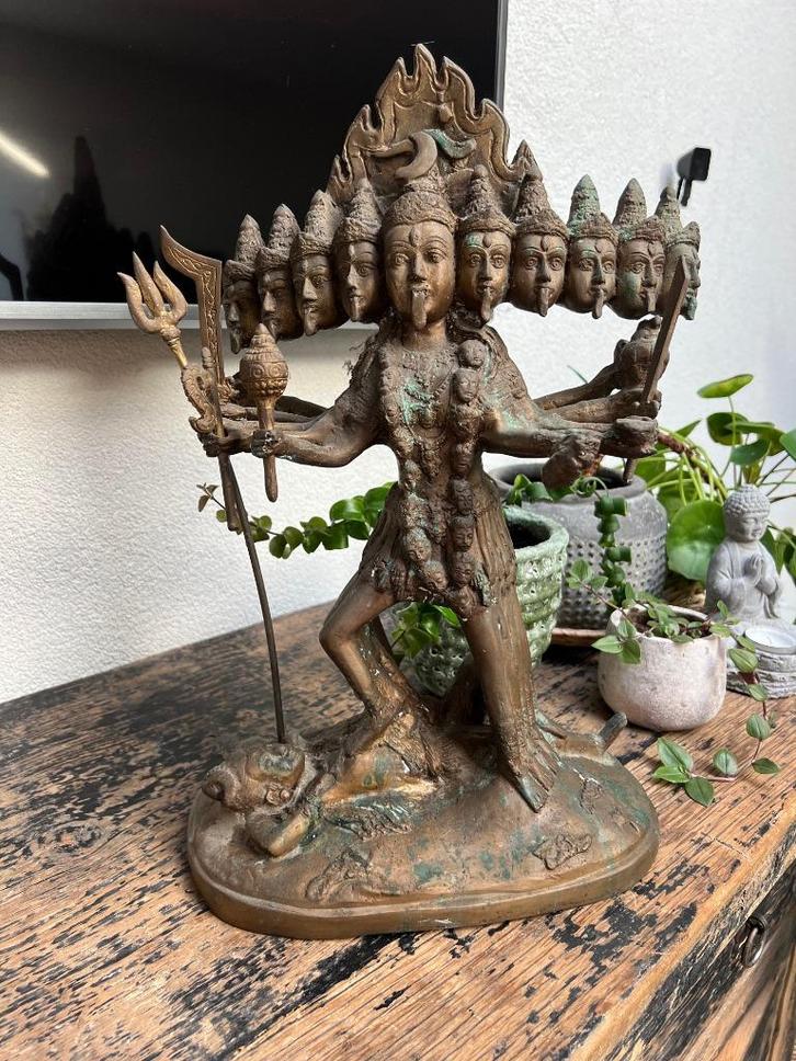 Kali beld boeddha beeld 10 koppig brons massief 9,3 kilo, Huis en Inrichting, Woonaccessoires | Boeddhabeelden, Zo goed als nieuw